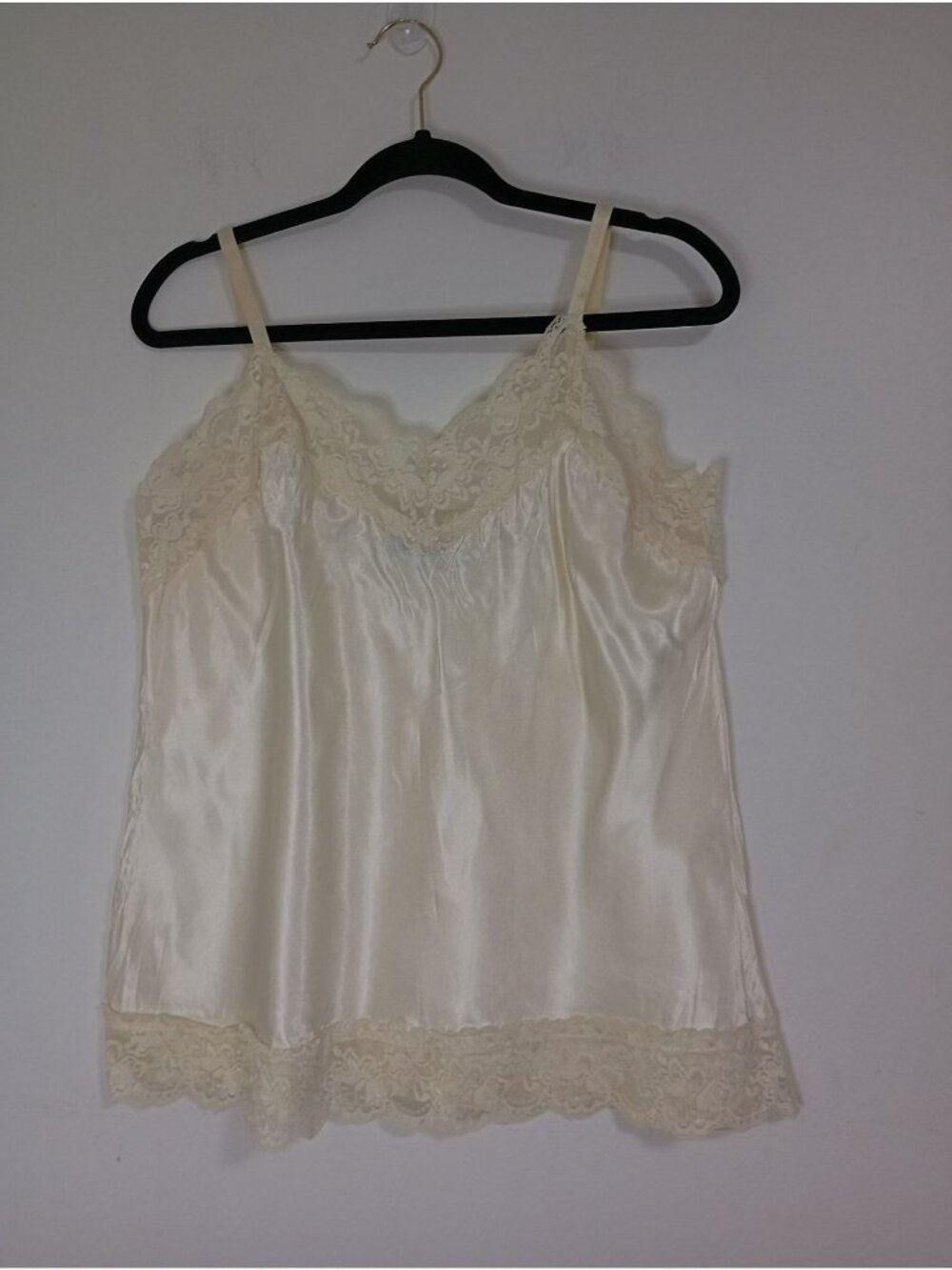 Ashley Stewart Ivory Satin Lace Trim Cami Top Adjustable Straps Size 18/20